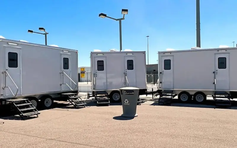 portable restroom rental